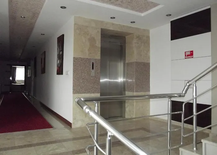 Grand Ozfidan * Denizli (Denizli)